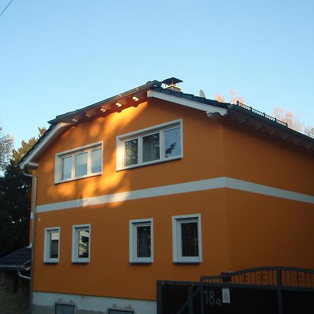 Ferienwohnung Am Schlossberg Arnstadt Bagian luar foto