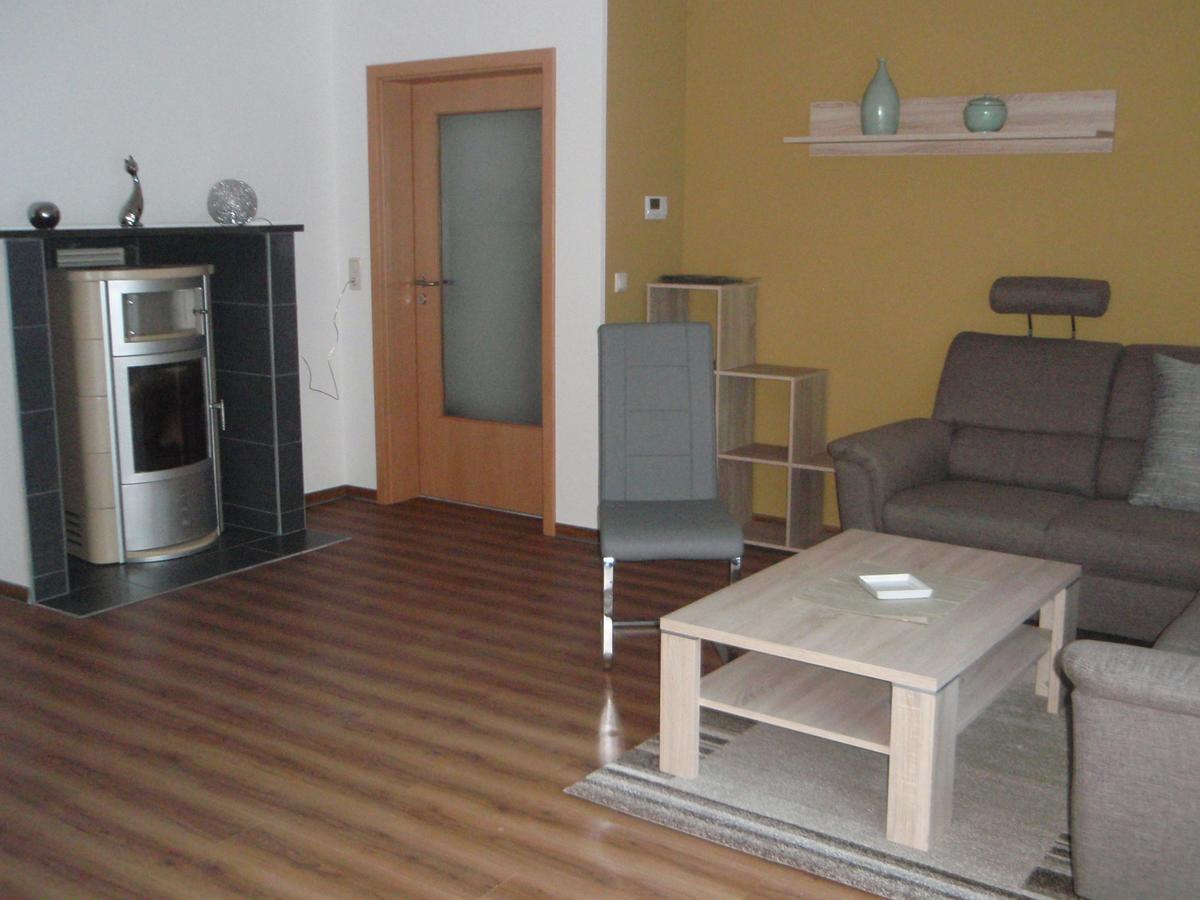 Ferienwohnung Am Schlossberg Arnstadt Bagian luar foto